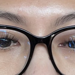 Raw Beauty Lounge - Infected eye!!!!!!!