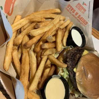 Chili's - American Near Me - Hanover, Pennsylvania