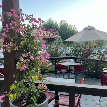 Pho - Outdoor patio - Vietnamese Near Me - San Rafael, California
