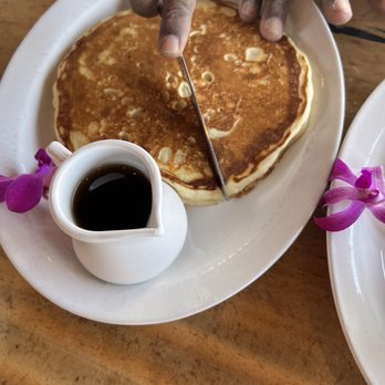 Island Lava Java - "Straight-Up" Pancake Breakfast - American Near Me - Kailua Kona, Hawaii Island Lava Java - "Straight-Up" Pancake Breakfast - American Near Me - Kailua Kona, Hawaii