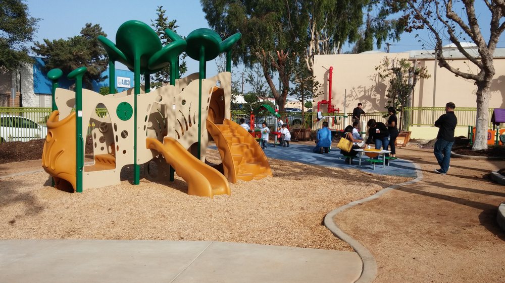 Slide of Khan Construction