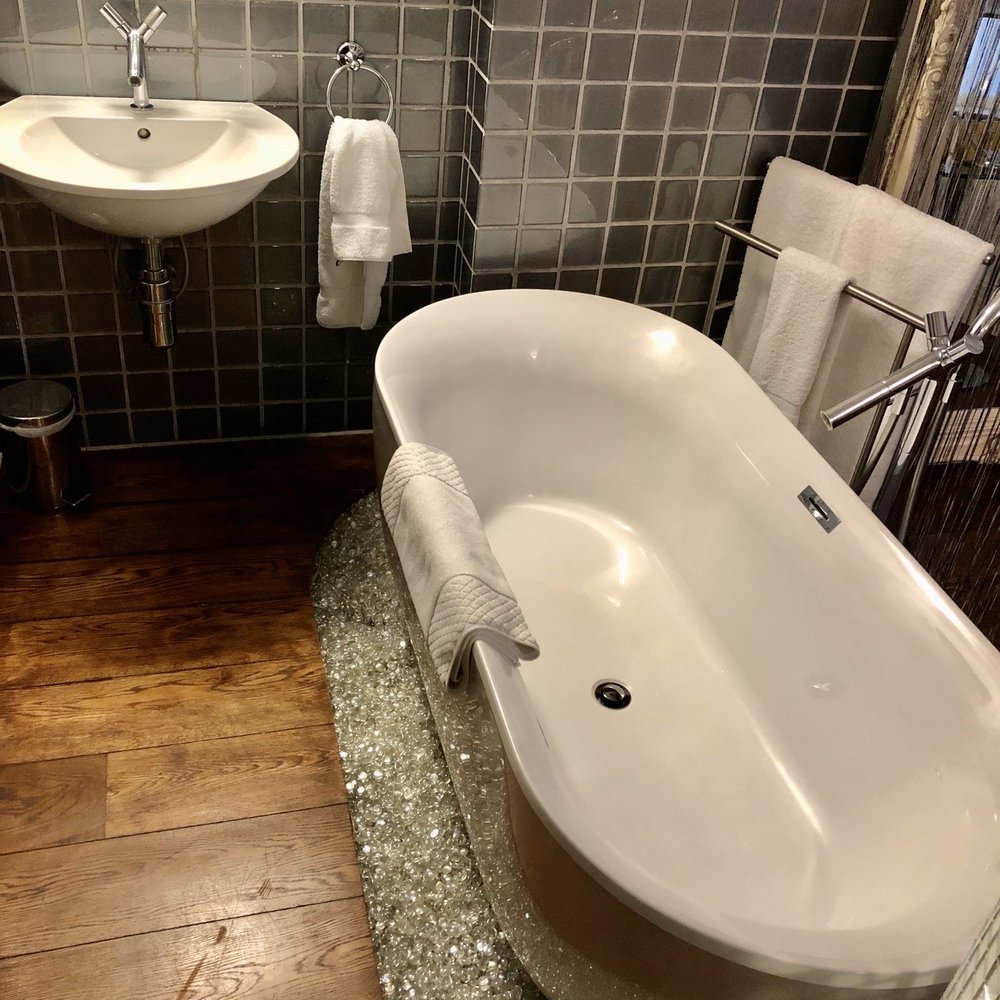 Sanctum Soho - Hotels Near Me - London, XGL Sanctum Soho - Hotels Near Me - London, XGL