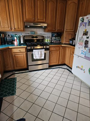 Commercial Cleaning - We clean offices, hallways, bathrooms, kitchens etc. Sweep and mop floors, vacuum carpets. Commercial Cleaning - We clean offices, hallways, bathrooms, kitchens etc. Sweep and mop floors, vacuum carpets.
