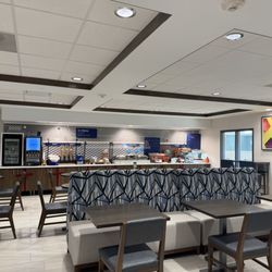 Holiday Inn Express & Suites Cheyenne