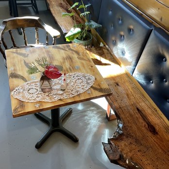 Tea-licious Cafe - The interior is super nice - Coffee & Tea Near Me - Kailua-Kona, Hawaii Tea-licious Cafe - The interior is super nice - Coffee & Tea Near Me - Kailua-Kona, Hawaii