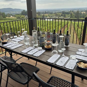 Bells Up Winery - Wineries Near Me - Newberg, Oregon Bells Up Winery - Wineries Near Me - Newberg, Oregon