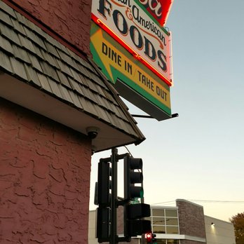 Mama's Pizza - Enter through the front - Pizza Near Me - Saint Paul, Minnesota Mama's Pizza - Enter through the front - Pizza Near Me - Saint Paul, Minnesota