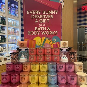 Bath & Body Works - Cosmetics & Beauty Supply Near Me - Chicago, Illinois