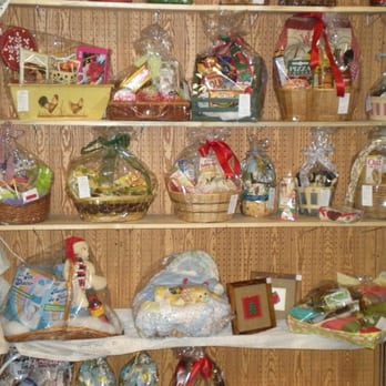 Volo Antique Malls - Antiques Near Me - Volo, Illinois