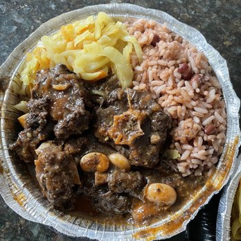 Jamaica Jerk Pit - Oxtail (small) - Seafood Near Me - Henrico, Virginia Jamaica Jerk Pit - Oxtail (small) - Seafood Near Me - Henrico, Virginia