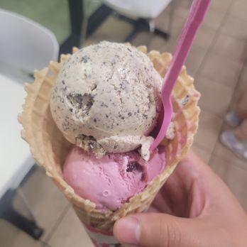 Baskin Robbins - a hand holding a cone of ice cream - Ice Cream & Frozen Yogurt Near Me - West Covina, California Baskin Robbins - a hand holding a cone of ice cream - Ice Cream & Frozen Yogurt Near Me - West Covina, California