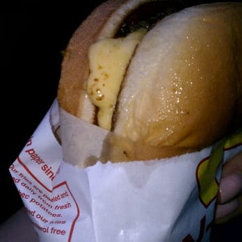 In-N-Out Burger - Cheesyburger - Burgers Near Me - Garland, Texas In-N-Out Burger - Cheesyburger - Burgers Near Me - Garland, Texas