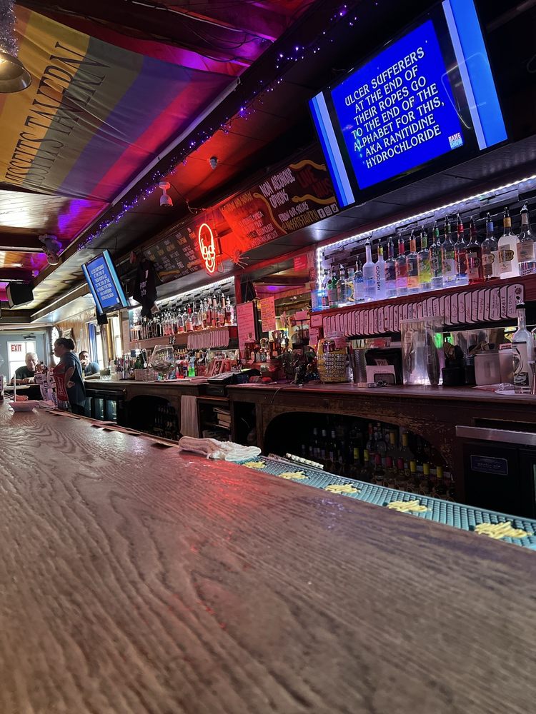 MISSFITS TAVERN - Updated July 2026 - 11 Reviews - 317 N Appleton St ...
