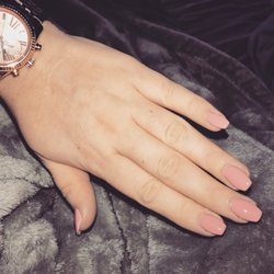 Guaranteed Nails