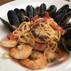 Water's Edge Restaurant