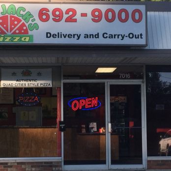 Fat Jack's Pizza - the front of the restaurant - Pizza Near Me - Peoria, Illinois