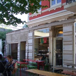 M.I.P.  Cafe