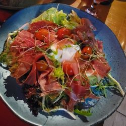 Sancho Bar y Tapas - Burrata