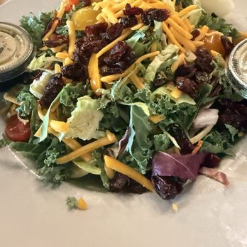 Mix and Mingle Coffee Lounge - Delicious salad - Coffee & Tea Near Me - Clinton, Maryland