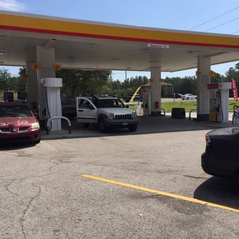 Shell - Gas Stations Near Me - Tampa, Florida