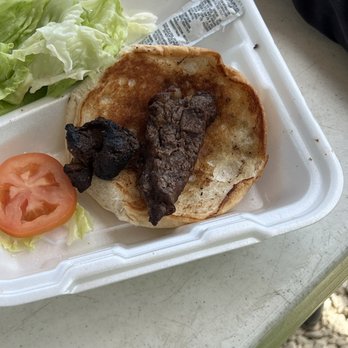 Kings BBQ - This is terrible it is supposed to be a Ribeye sandwich..   a pricey one at that!! - Barbeque Near Me - La Porte, Texas