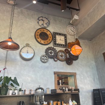 Foreigner - Clock wall - Breakfast & Brunch Near Me - San Mateo, California Foreigner - Clock wall - Breakfast & Brunch Near Me - San Mateo, California