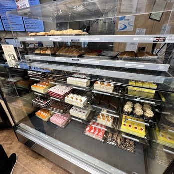Cafe Tazza - Another bakery counter - Bakeries Near Me - Dublin, California