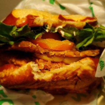 Next Level Veggie Grill Ballard - Crispy Chik'n sandwich - Vegan Near Me - Seattle, Washington