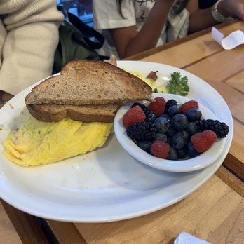 The Little Diner - Diners Near Me - Vail, Colorado