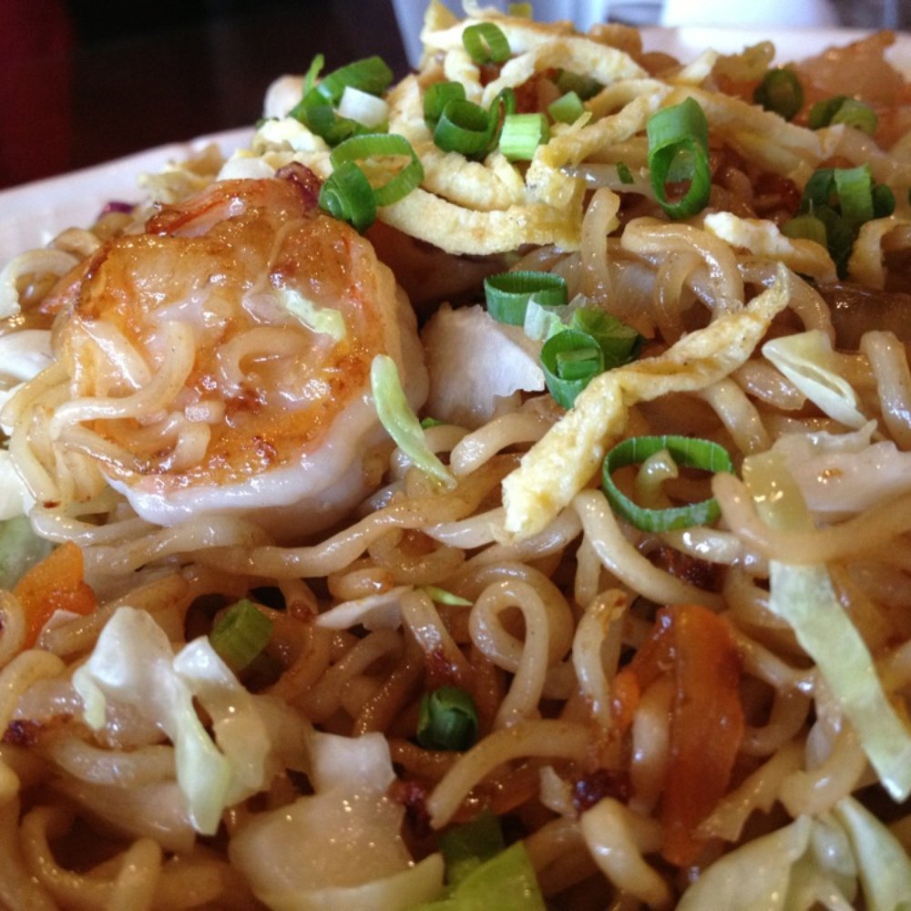 Sunlight Cafe - Shrimp chow mein. Excellent! - Japanese Near Me - Hilo, Hawaii Sunlight Cafe - Shrimp chow mein. Excellent! - Japanese Near Me - Hilo, Hawaii