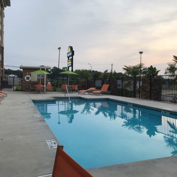 La Quinta by Wyndham Forsyth - Hotels Near Me - Forsyth, Georgia La Quinta by Wyndham Forsyth - Hotels Near Me - Forsyth, Georgia