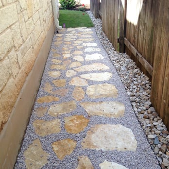 Sunburst Creativescapes - a stone path in a backyard - Landscaping Near Me - Austin, Texas