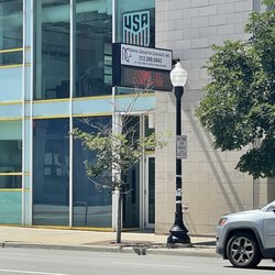 Dental Group of Chicago - Front of the practice