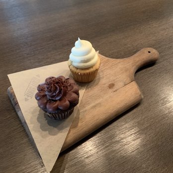 Tout Suite - Excellent ambiance, and the cupcakes were amazing! - Cafes Near Me - Houston, Texas Tout Suite - Excellent ambiance, and the cupcakes were amazing! - Cafes Near Me - Houston, Texas