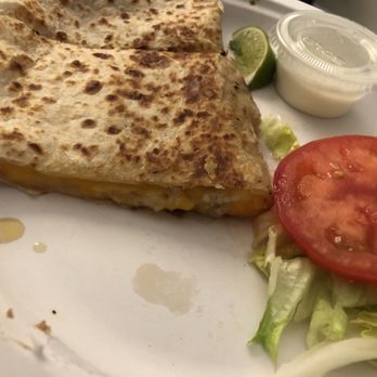 El Gran Taco - Chicken quesadilla - Food Trucks Near Me - Seattle, Washington