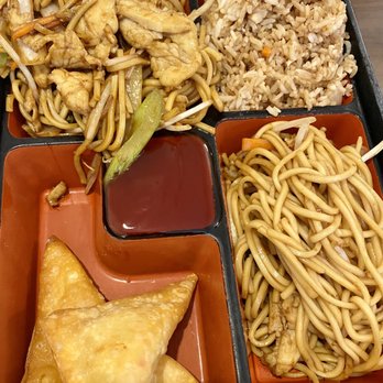 Sizzle It Asian Bistro - Chicken lo mein bento box with more lo mein, fried rice, and crab rangoons - Pan Asian Near Me - Novi, Michigan Sizzle It Asian Bistro - Chicken lo mein bento box with more lo mein, fried rice, and crab rangoons - Pan Asian Near Me - Novi, Michigan