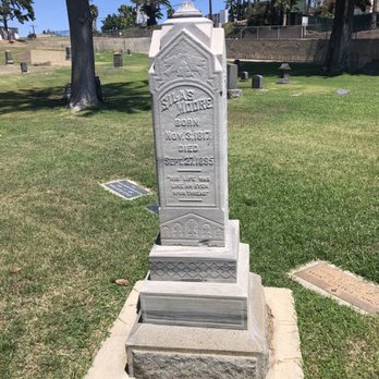 Long Beach Municipal Cemetery - Oldest grave I saw - Landmarks & Historical Buildings Near Me - Long Beach, California Long Beach Municipal Cemetery - Oldest grave I saw - Landmarks & Historical Buildings Near Me - Long Beach, California