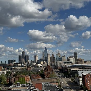 Topa - Cocktail Bars Near Me - Detroit, Michigan