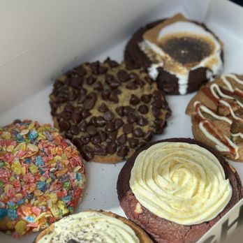 Night Owl Cookies - Bakeries Near Me - Winter Park, Florida Night Owl Cookies - Bakeries Near Me - Winter Park, Florida
