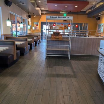 Habit Burger & Grill - Interior - Burgers Near Me - Norwalk, California Habit Burger & Grill - Interior - Burgers Near Me - Norwalk, California