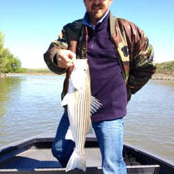Jeff Goodwin's Guide Service - Mike's Striper!!
