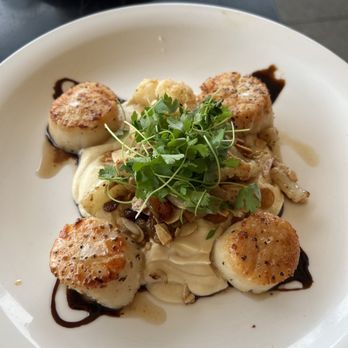Meritage At Callaway - Oils use a little citrus - New American Near Me - Temecula, California