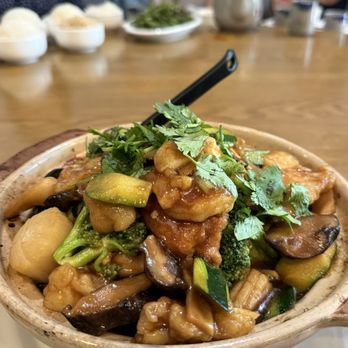 China Lounge - Seafood Clay Pot... - Chinese Near Me - San Ramon, California China Lounge - Seafood Clay Pot... - Chinese Near Me - San Ramon, California