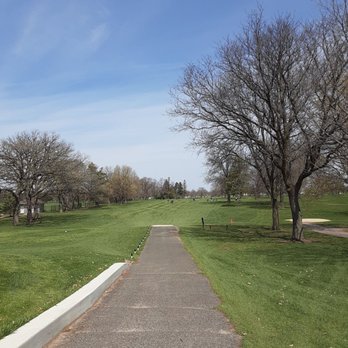 Francis A Gross Golf Course - Not a lot of trouble - Golf Near Me - Minneapolis, Minnesota Francis A Gross Golf Course - Not a lot of trouble - Golf Near Me - Minneapolis, Minnesota