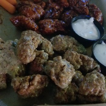 Buffalo Wild Wings - Boneless wings - Chicken Wings Near Me - Fort Myers, Florida