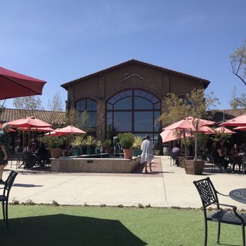 Monte De Oro Winery - The beautiful outdoor patio - Wineries Near Me - Temecula, California Monte De Oro Winery - The beautiful outdoor patio - Wineries Near Me - Temecula, California
