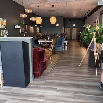 Flourish Bakery - Bakeries Near Me - Revelstoke, British Columbia