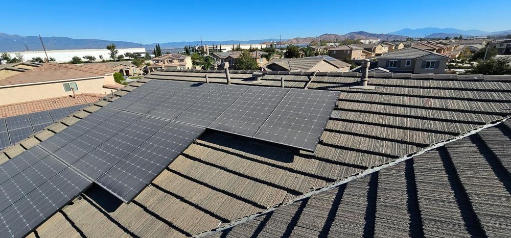 Slide of A & B Roofing