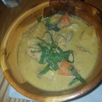 Bistro BT - Chicken curry stew - Vietnamese Near Me - Tampa, Florida Bistro BT - Chicken curry stew - Vietnamese Near Me - Tampa, Florida