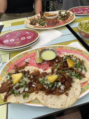 La Capital Tacos by null